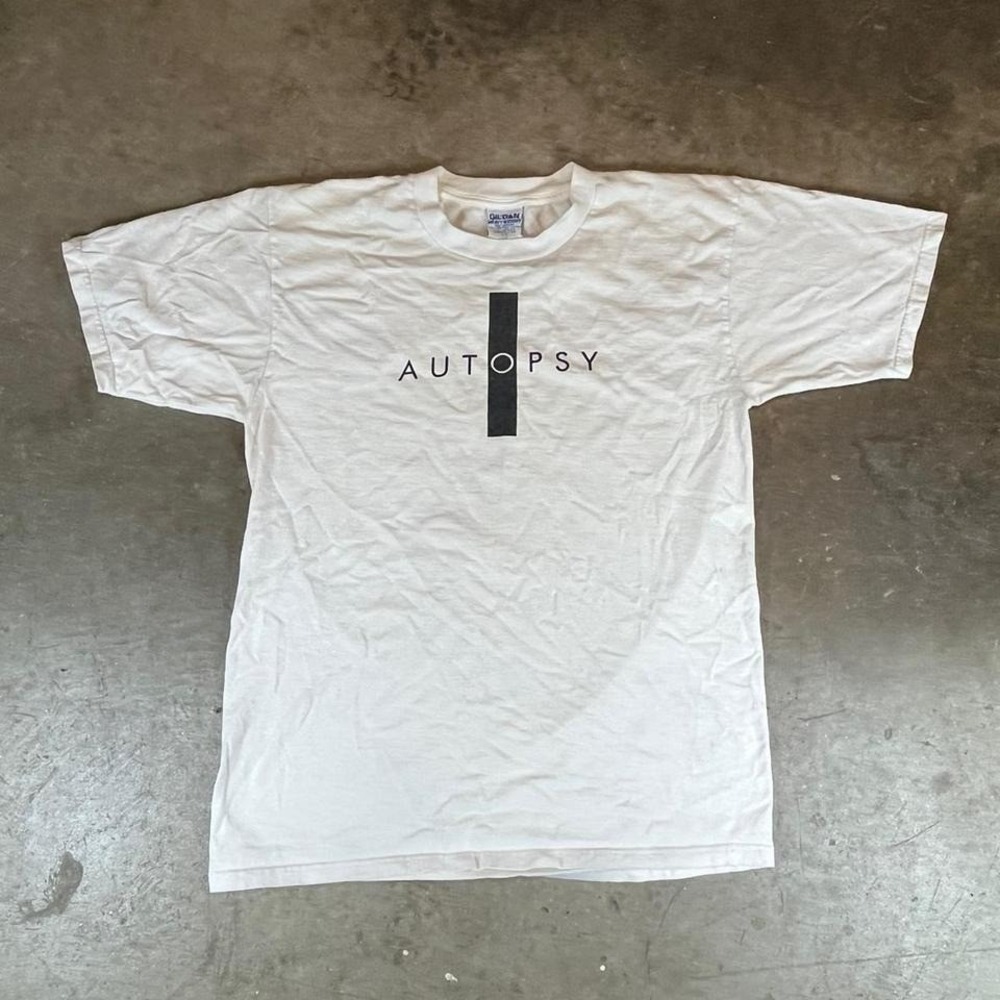 Vintage 90s Autopsy white band tee Men's size large‎